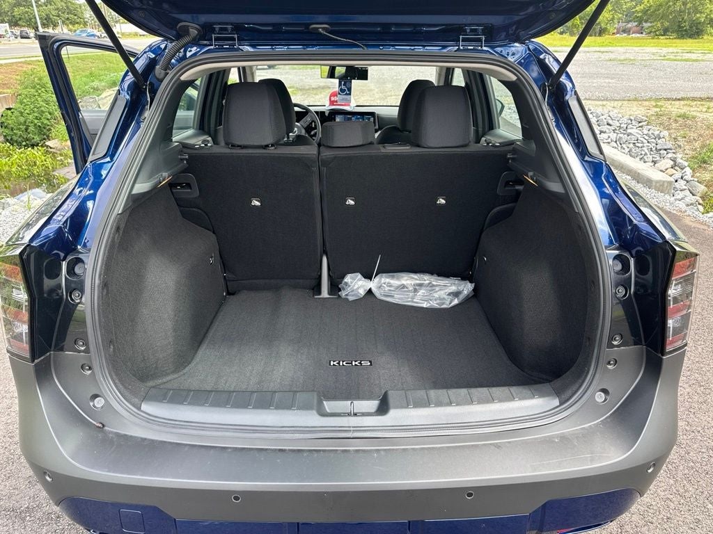 2026 Nissan Kicks S