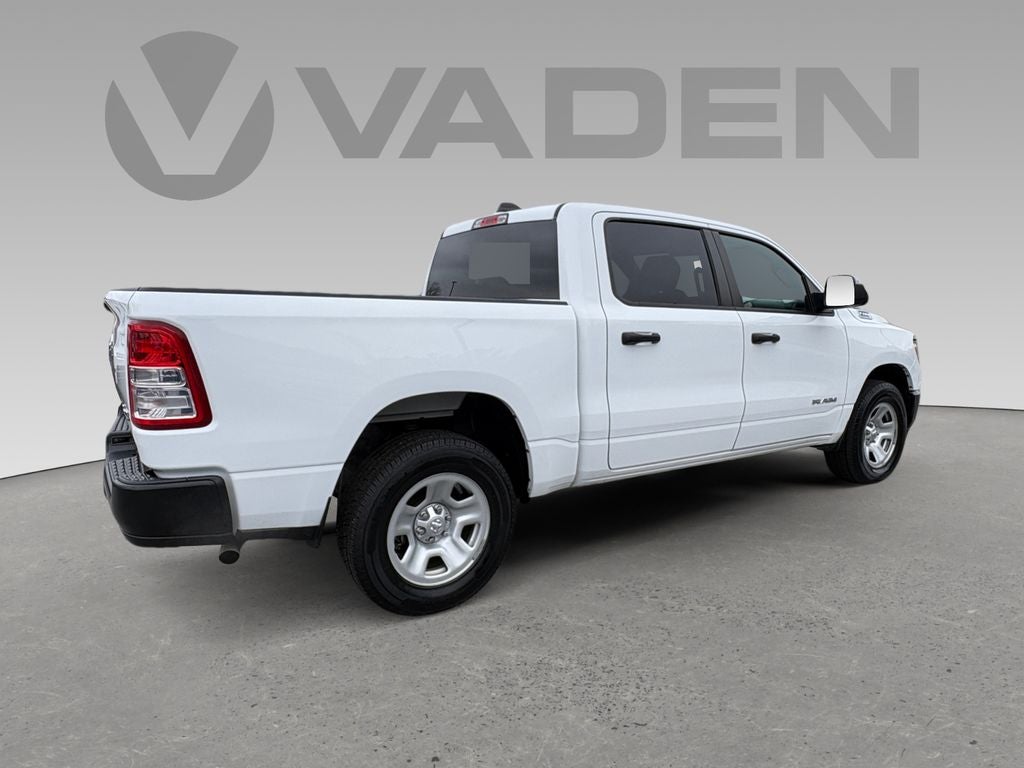 2022 RAM 1500 Tradesman Crew Cab 4x4 5'7' Box