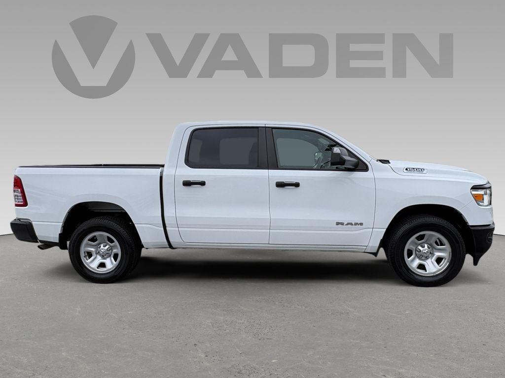 2022 RAM 1500 Tradesman Crew Cab 4x4 5'7' Box