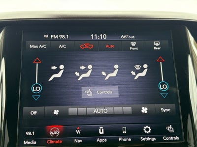 2021 RAM 1500 Laramie Crew Cab 4x4 5'7' Box