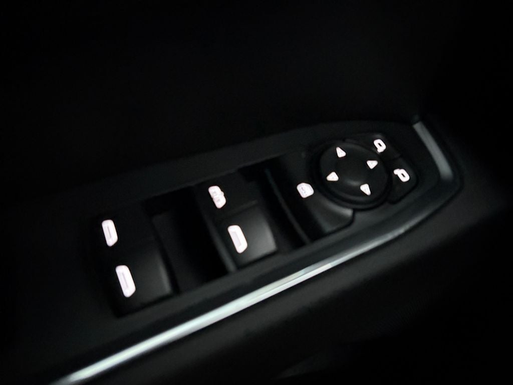 2023 GMC Sierra 1500 4WD Crew Cab Short Box Elevation with 3SB