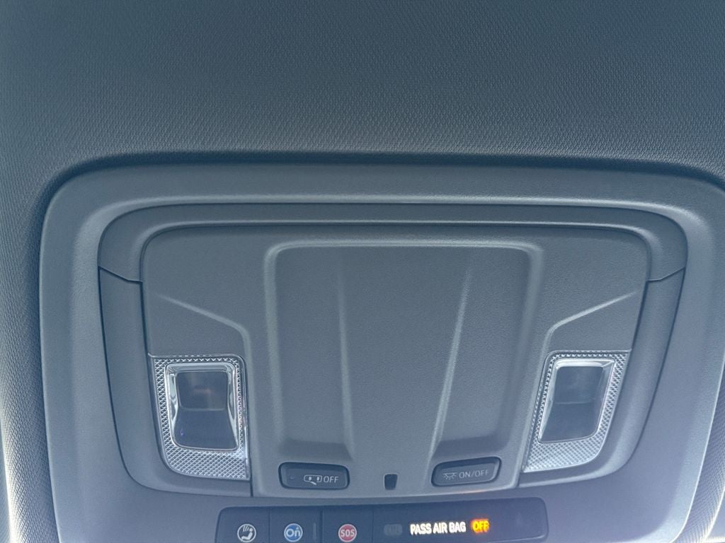 2021 Chevrolet Silverado 1500 2WD Crew Cab Short Bed LT