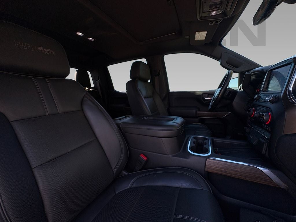 2020 Chevrolet Silverado 1500 4WD Crew Cab Short Bed High Country