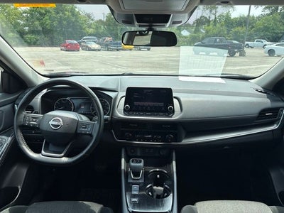 2025 Nissan Rogue SV FWD