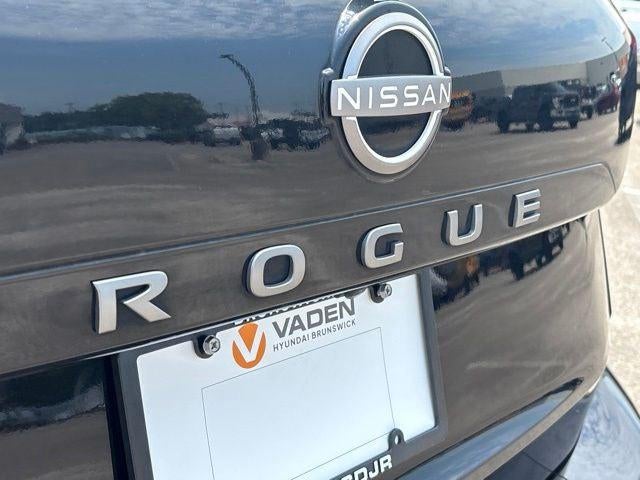 2025 Nissan Rogue SV FWD