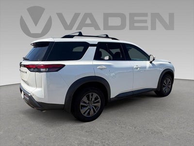 2022 Nissan Pathfinder SV 4WD