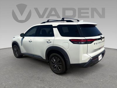 2022 Nissan Pathfinder SV 4WD