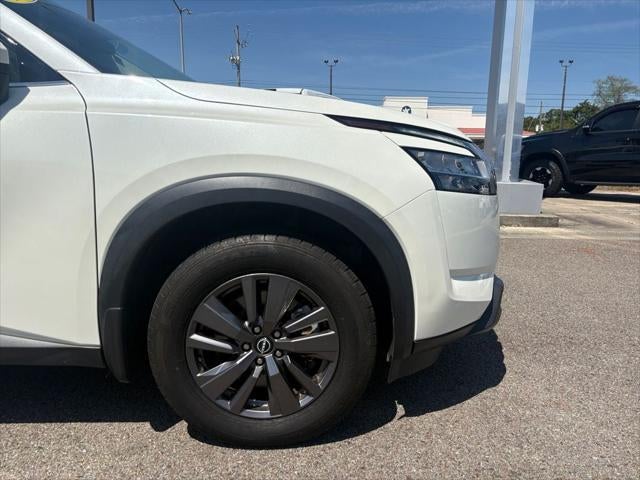 2022 Nissan Pathfinder SV 4WD