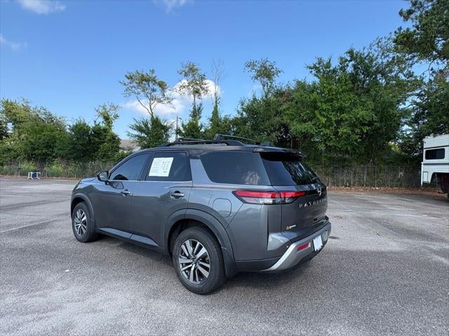 2024 Nissan Pathfinder SL 4WD