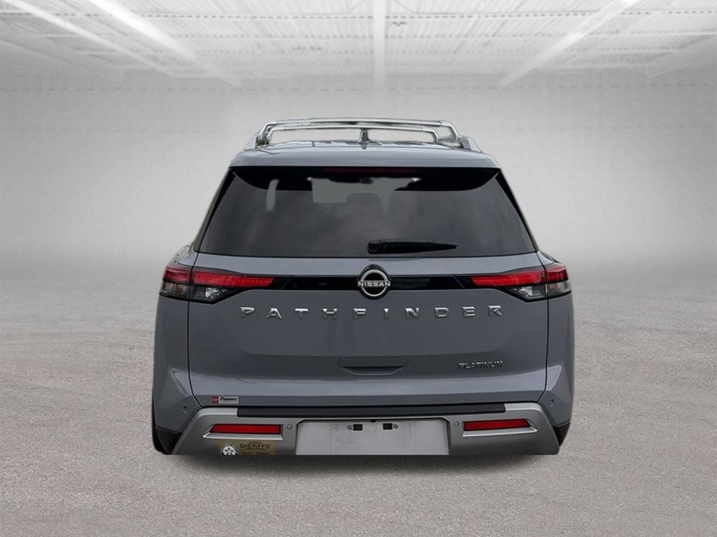 2022 Nissan Pathfinder Platinum