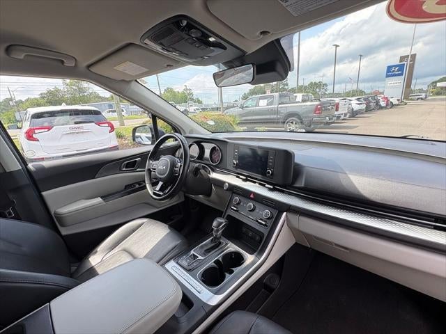 2023 Kia Carnival MPV LX Seat Package