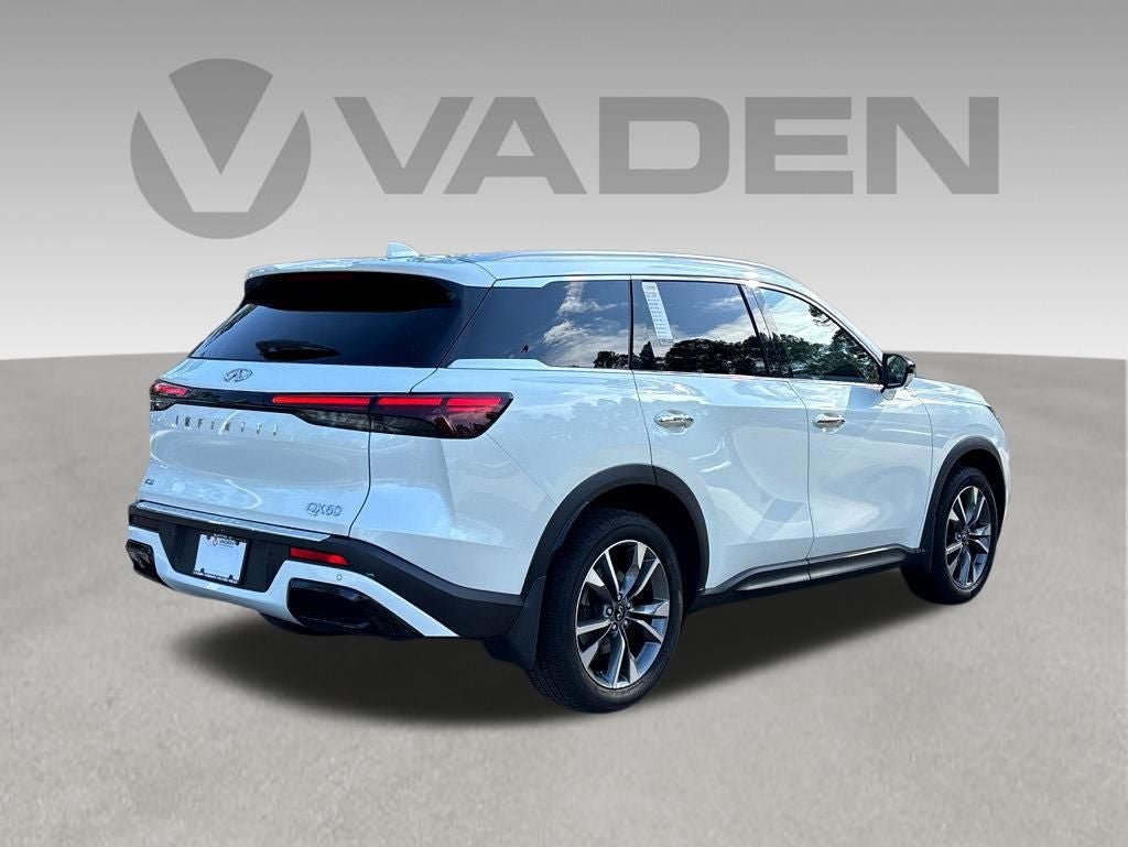 2023 INFINITI QX60 LUXE AWD