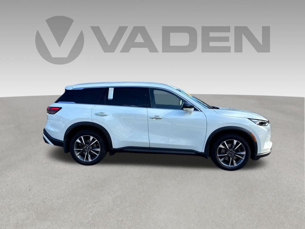 2023 INFINITI QX60 LUXE AWD