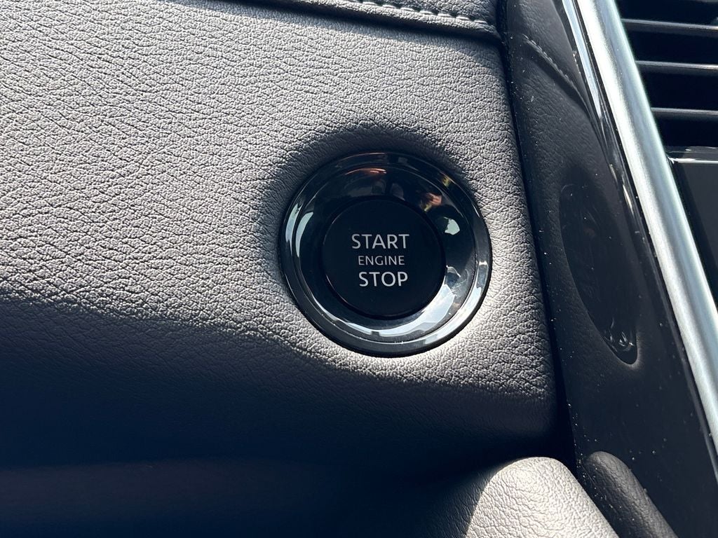 2025 Nissan Armada SV