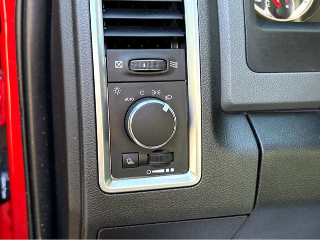 2019 RAM 1500 Classic SLT