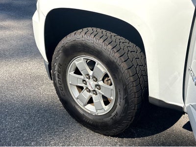 2017 GMC Canyon Base