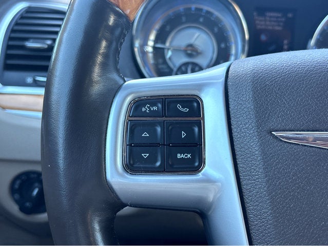 2012 Chrysler 300 Limited