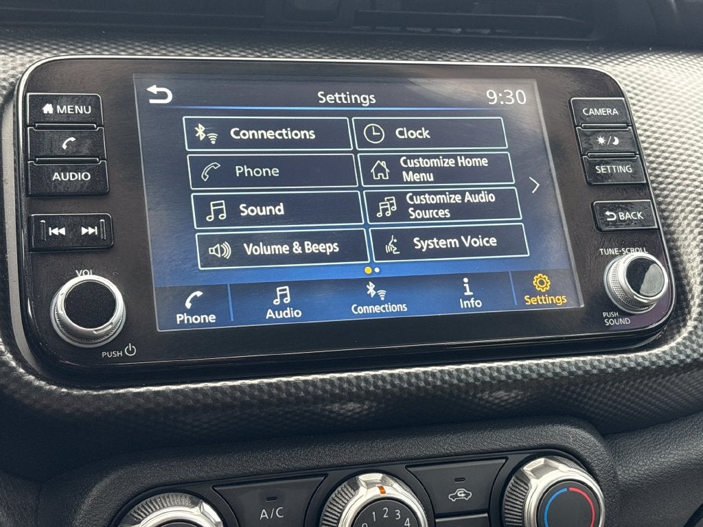 2023 Nissan Kicks SV