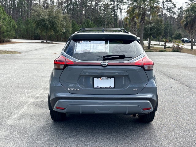 2023 Nissan Kicks SR