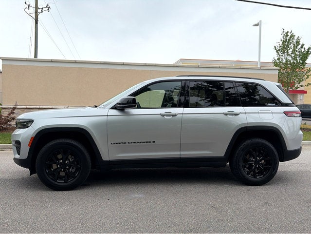 2024 Jeep Grand Cherokee Altitude