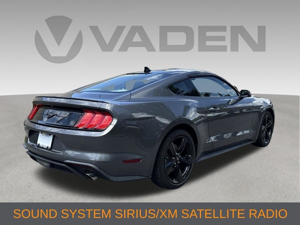 2022 Ford Mustang EcoBoost