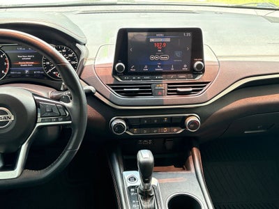 2021 Nissan Altima 2.5 SR