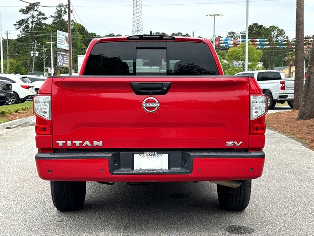 2023 Nissan Titan SV