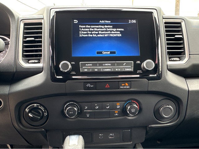 2024 Nissan Frontier SV