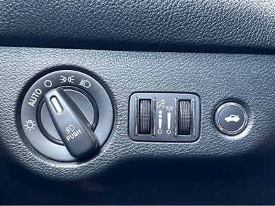 2018 Dodge Challenger SXT Plus