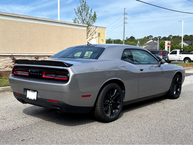 2018 Dodge Challenger SXT Plus