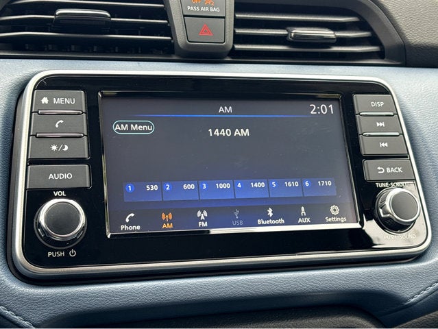 2025 Nissan Versa SV