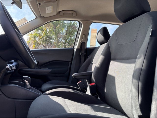 2023 Nissan Kicks S