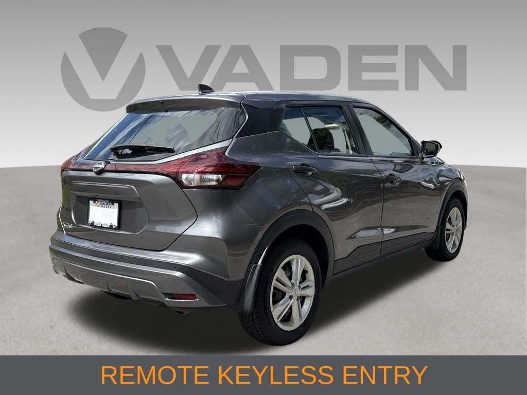 2023 Nissan Kicks S