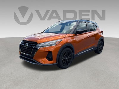 2021 Nissan Kicks SR