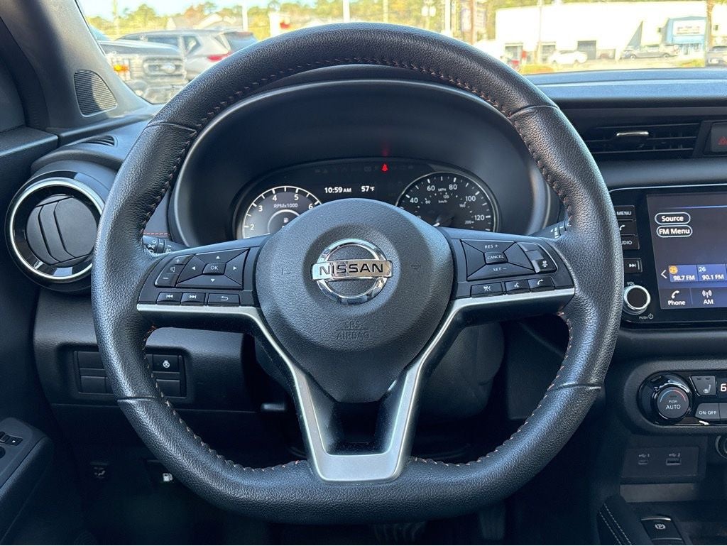 2024 Nissan Kicks SR