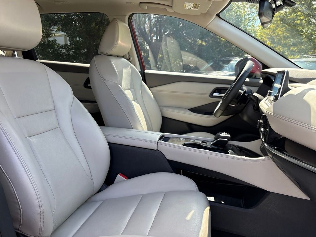 2022 Nissan Rogue SL