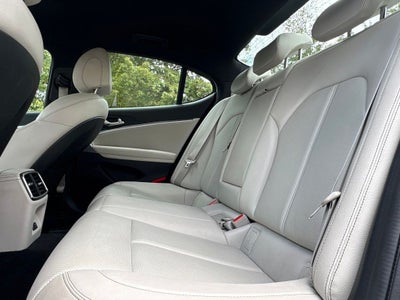 2024 Genesis G70 2.5T