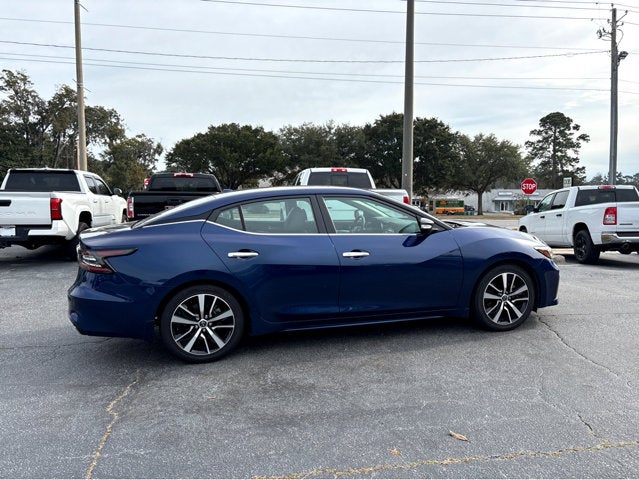 2023 Nissan Maxima SV