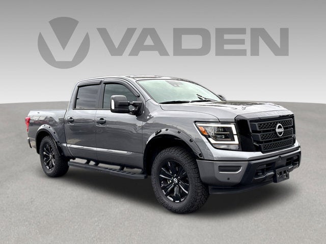 2024 Nissan Titan SV