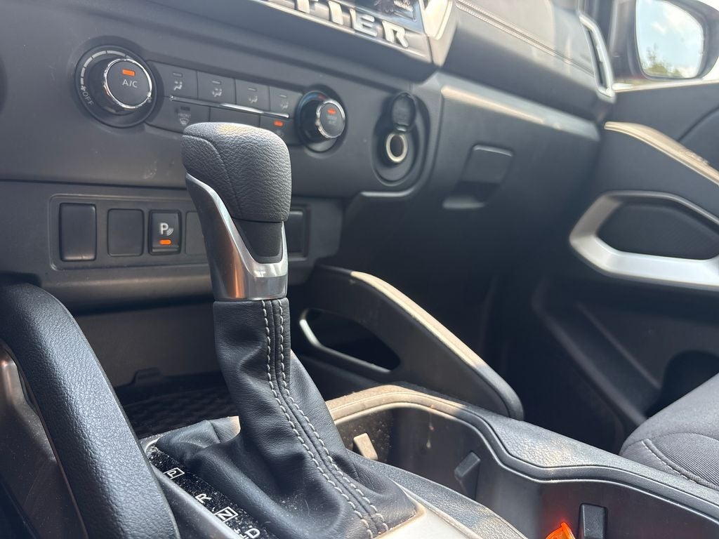 2025 Nissan Frontier SV