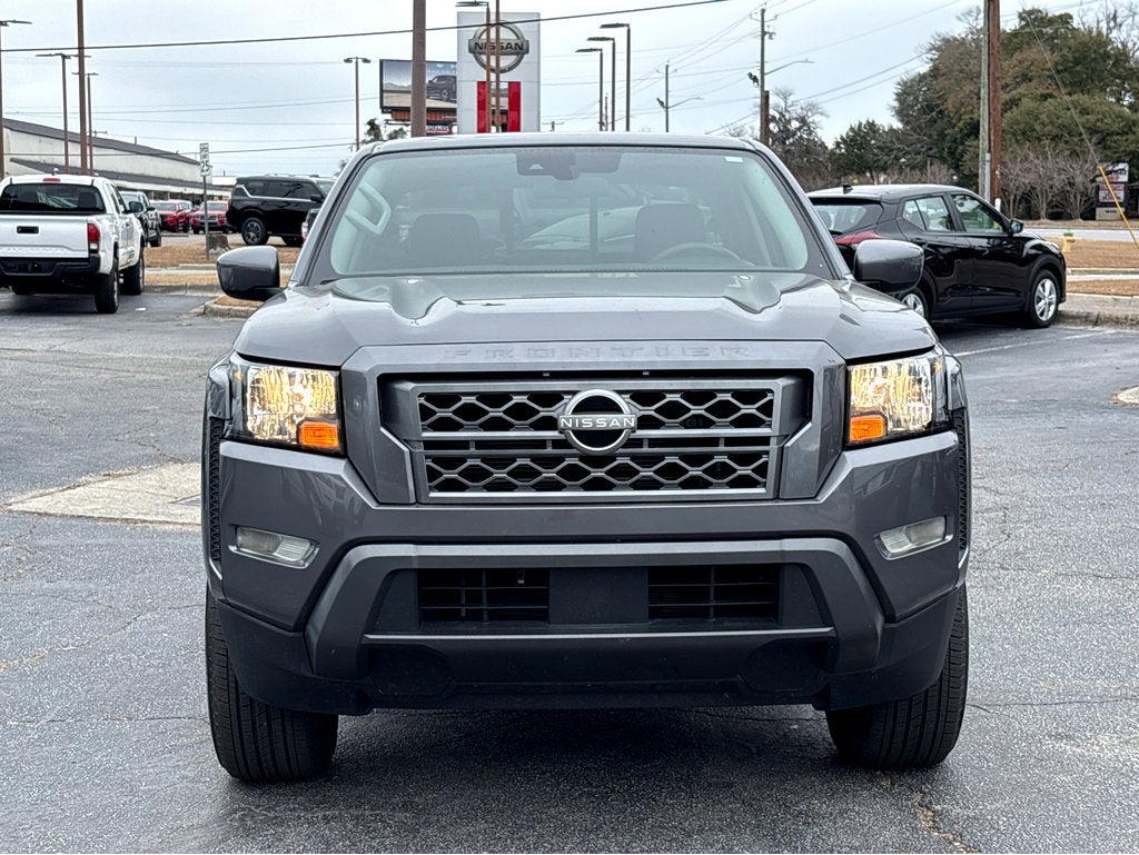 2023 Nissan Frontier SV