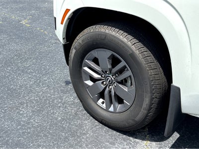 2025 Nissan Frontier SV