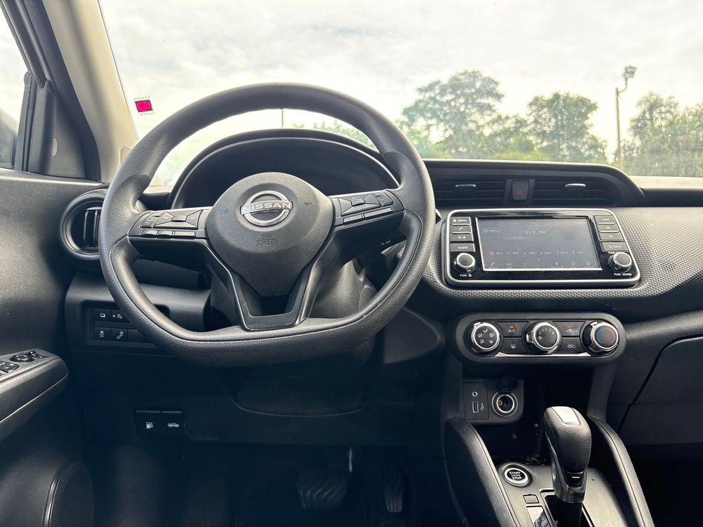 2023 Nissan Kicks S