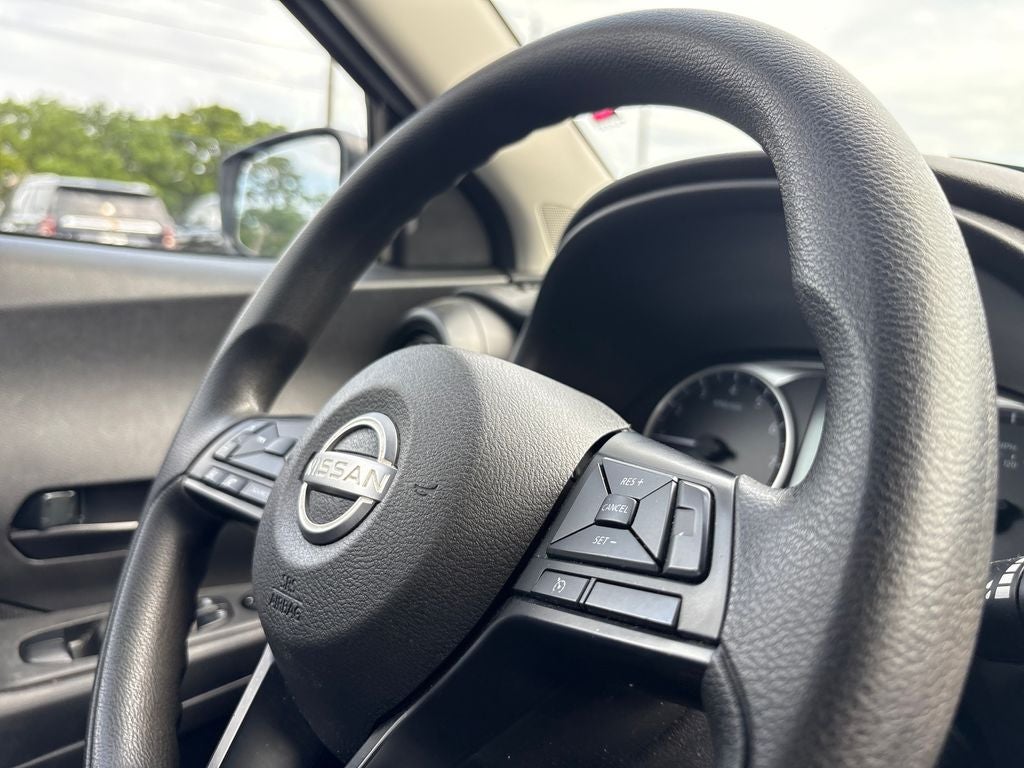 2023 Nissan Kicks S