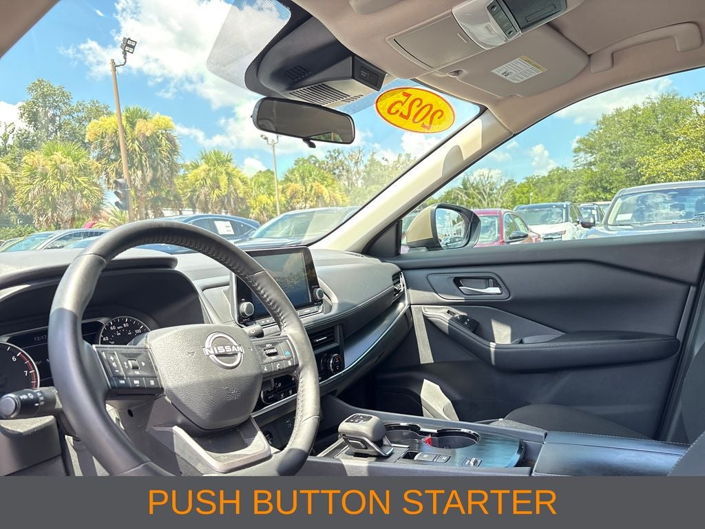 2025 Nissan Rogue SV