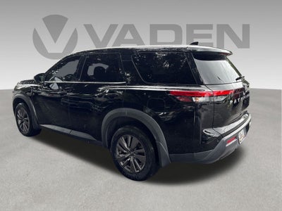 2023 Nissan Pathfinder S