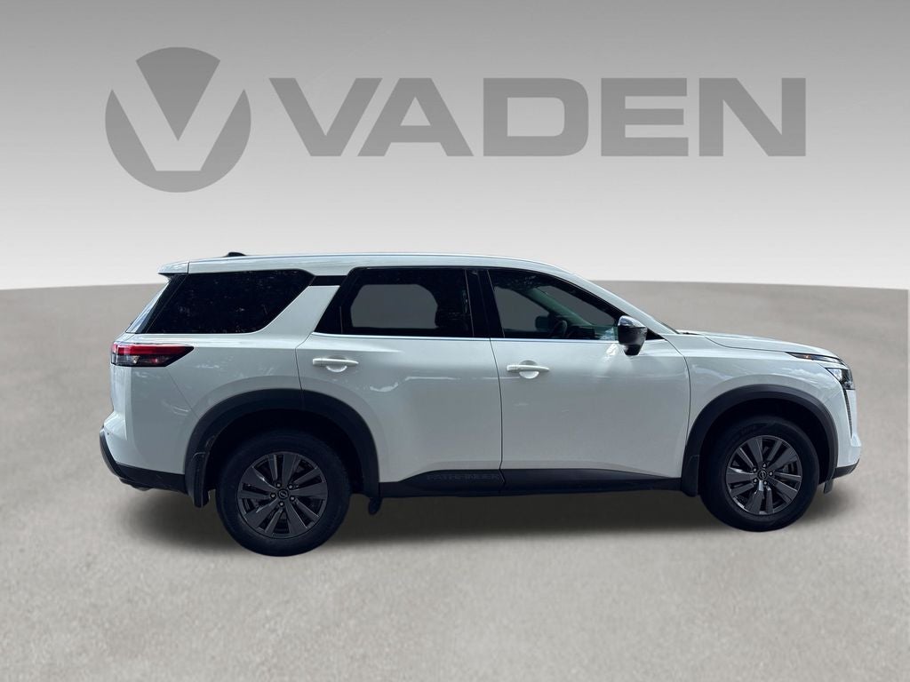 2026 Nissan Pathfinder S