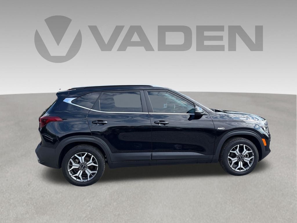 2023 Kia Seltos EX