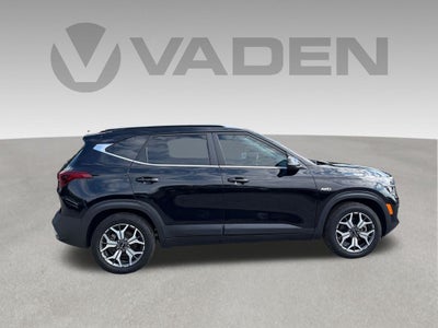 2023 Kia Seltos EX