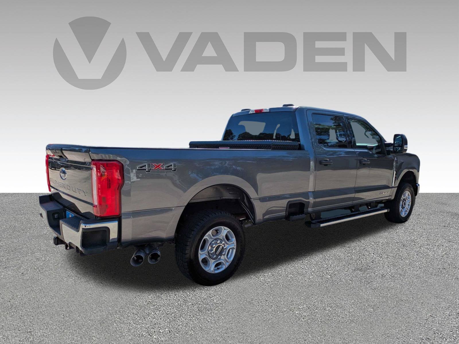 2025 Ford Super Duty F-250 SRW XLT